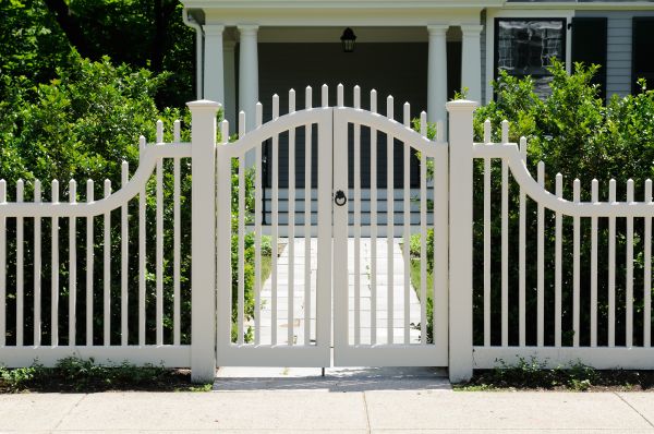 Fence Gate Adjustment in Elyria