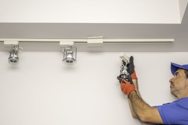 Track Light Bulb Replacement in Elyria